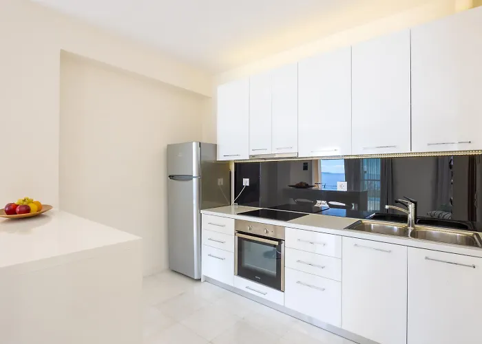 Penelope Villa Agní